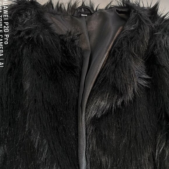 Womens Faux Fur Black Jacket, Vinage Y2K Cropped Winter Coat **HOST PICK** - Picture 13 of 16